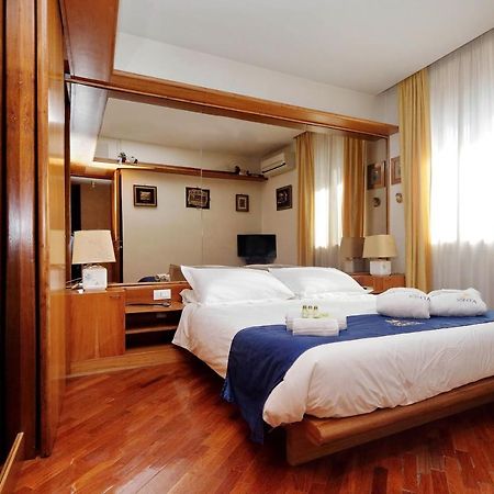 Frattina Family Romantic Superior Suite Exteriör bild