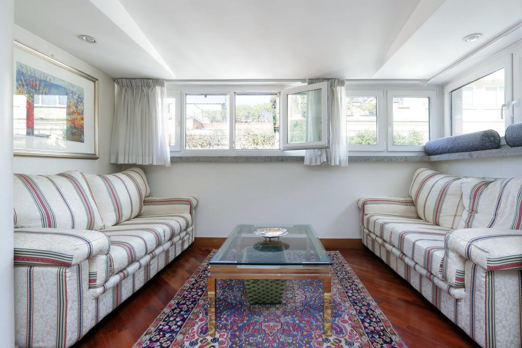 Frattina Family Romantic Superior Suite Exteriör bild