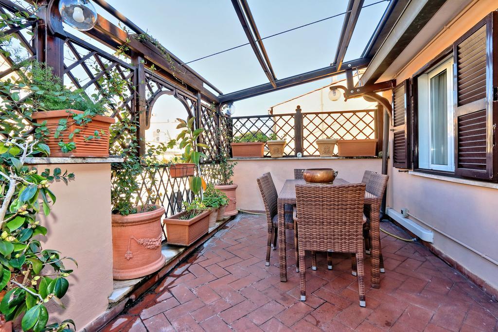 Frattina Family Romantic Superior Suite Exteriör bild